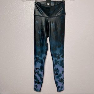 Wear it to Heart Camila Floral Leggings with Pocket Camo Stone Teal Size XS New